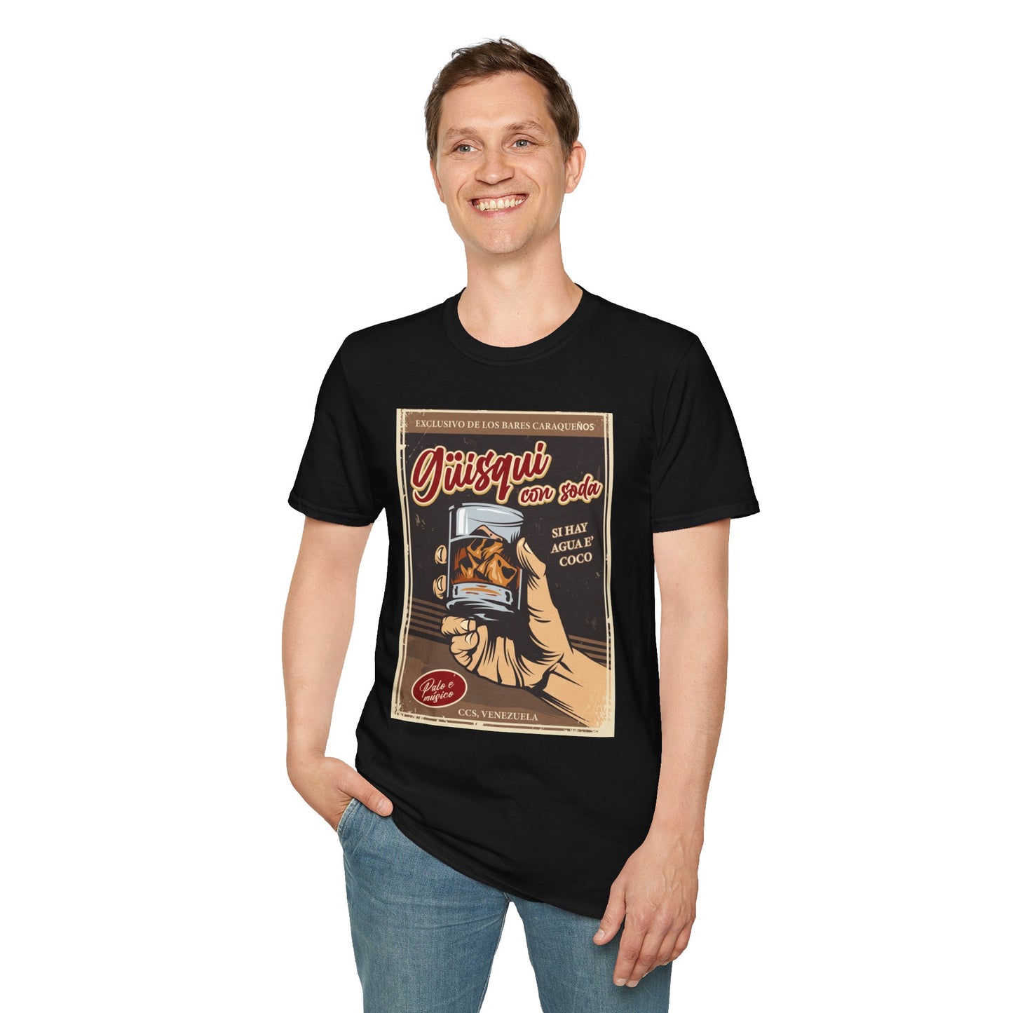 GÜISQUI CON SODA - Camiseta Vintage Unisex Softstyle – Un Clásico de los Bares Caraqueños