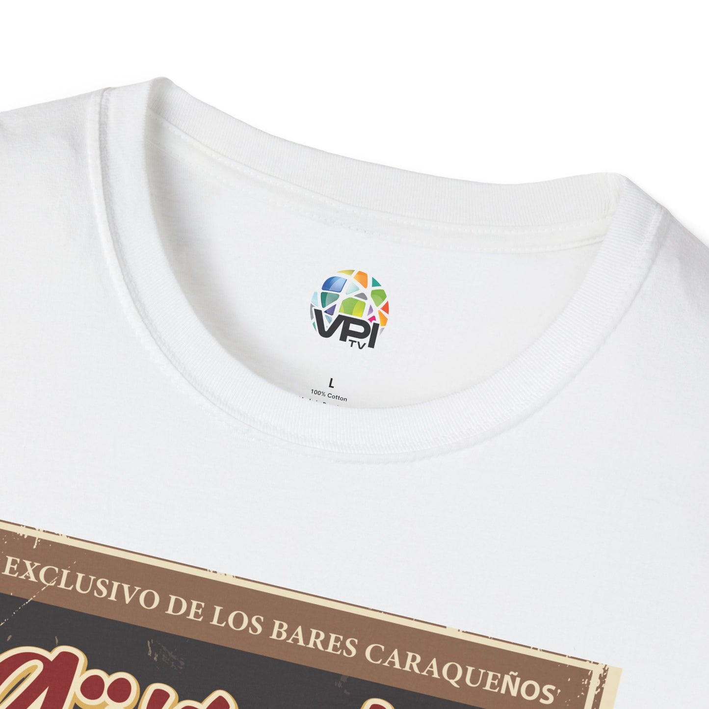 GÜISQUI CON SODA - Camiseta Vintage Unisex Softstyle – Un Clásico de los Bares Caraqueños