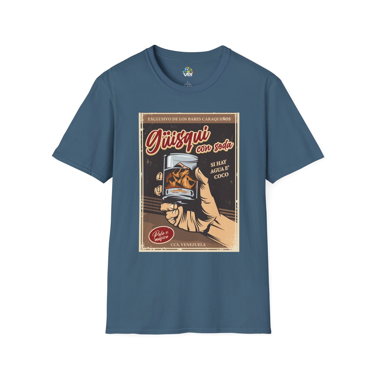GÜISQUI CON SODA - Camiseta Vintage Unisex Softstyle – Un Clásico de los Bares Caraqueños