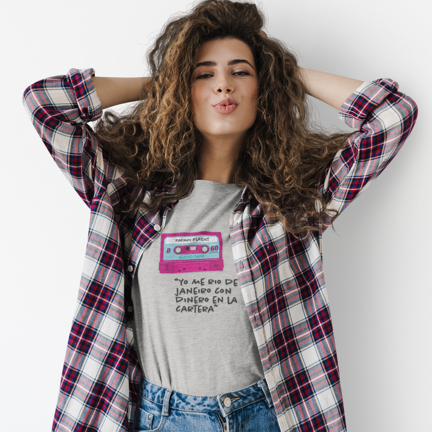 YO ME RÍO DE JANEIRO – Camiseta DAMA - Estilo y Humor con un Toque Vintage