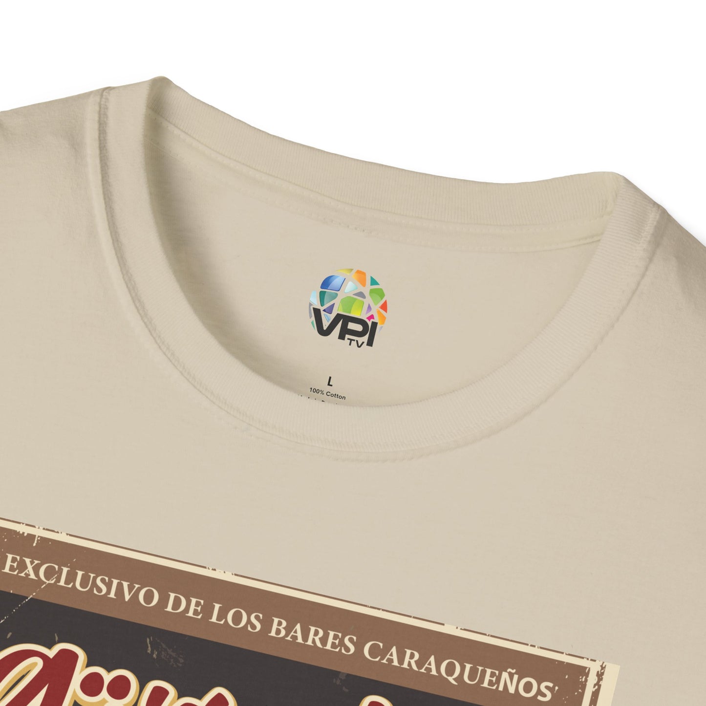 GÜISQUI CON SODA - Camiseta Vintage Unisex Softstyle – Un Clásico de los Bares Caraqueños