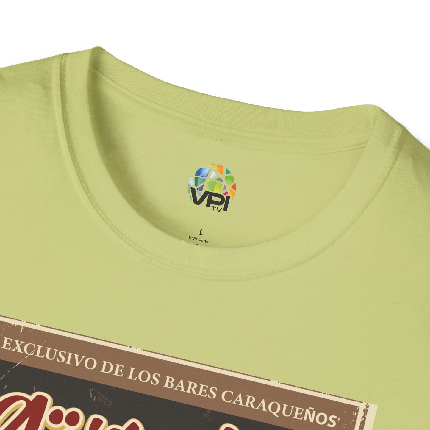 GÜISQUI CON SODA - Camiseta Vintage Unisex Softstyle – Un Clásico de los Bares Caraqueños