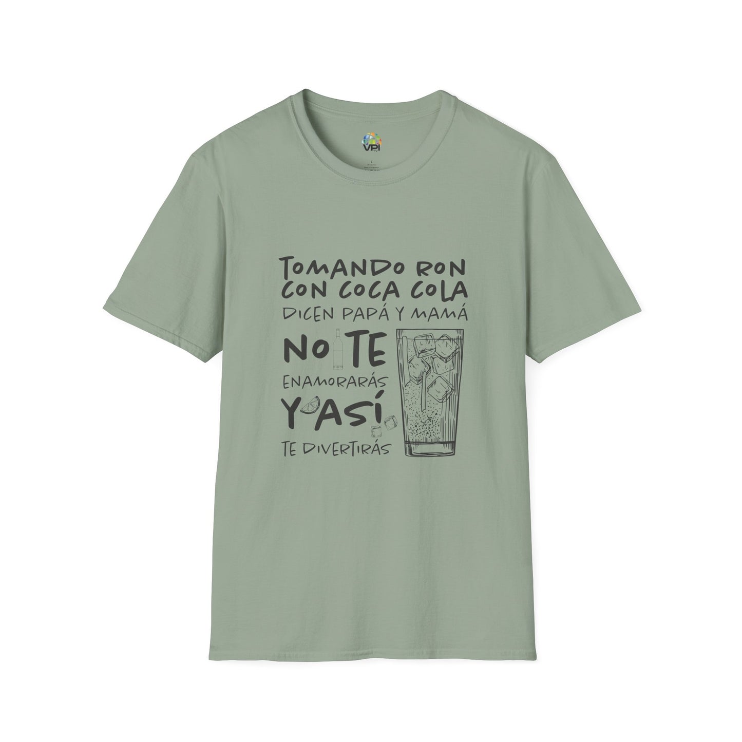 Camiseta Unisex Softstyle "Tomando Ron con Coca Cola" – Humor y Estilo Venezolano