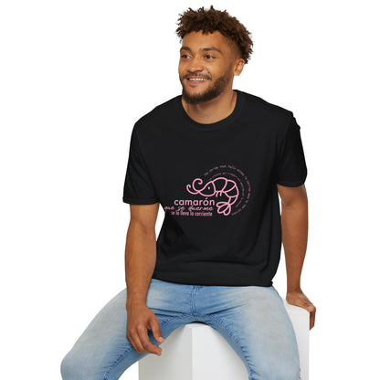 Camiseta Unisex Softstyle con Frase Divertida "Camarón que se duerme"