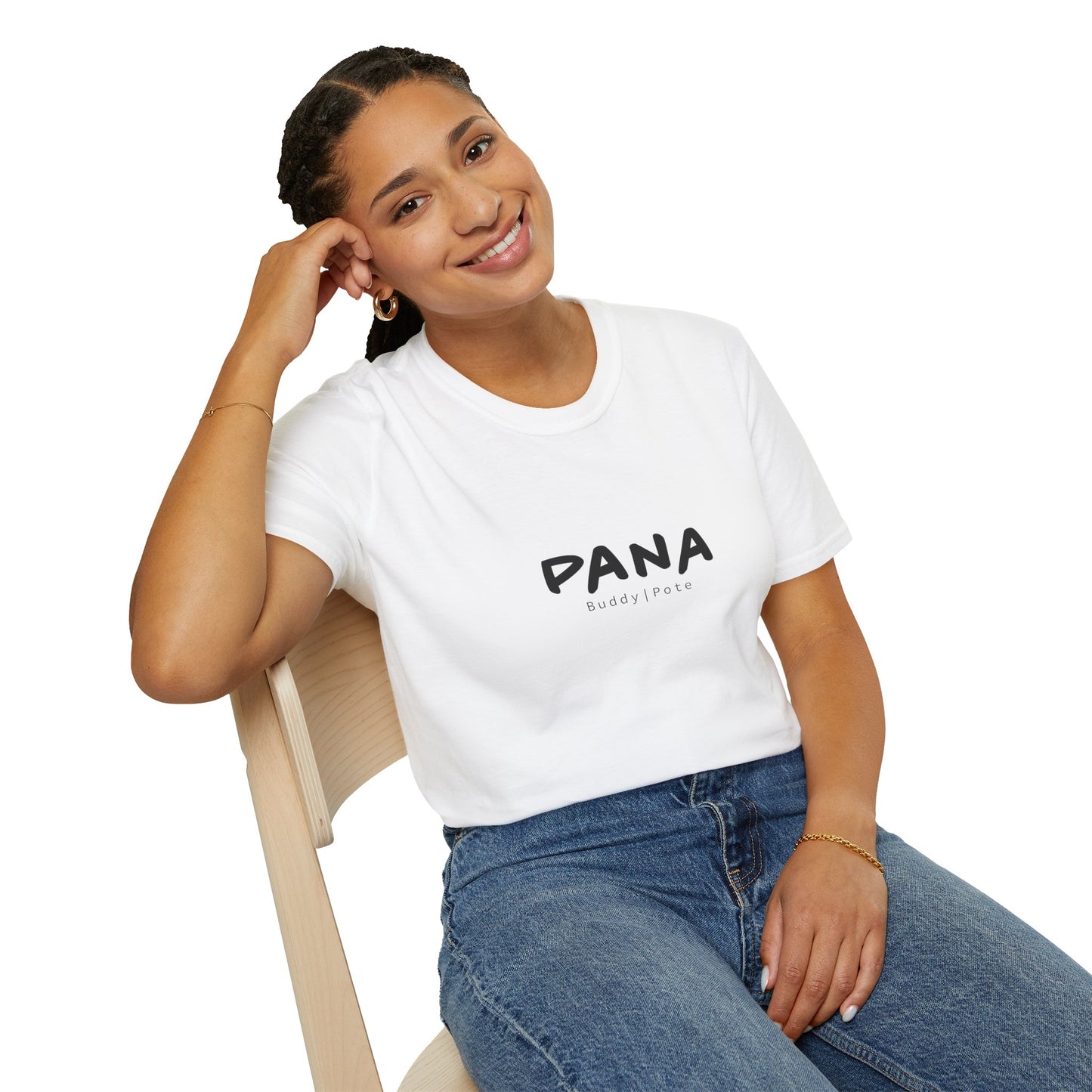 Camiseta Unisex Softstyle "PANA Buddy Tote" – Comodidad y Estilo para el Día a Día