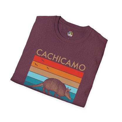 Camiseta Gráfica Unisex Softstyle – Diseño Vintage "Cachicamo Diciéndole a Morrocoy" 🐢