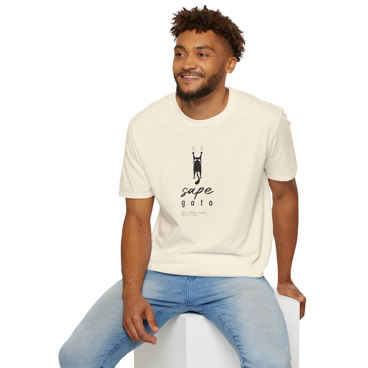 Camiseta Unisex Softstyle "Sape Gato" – Comodidad y Estilo con un Toque Venezolano