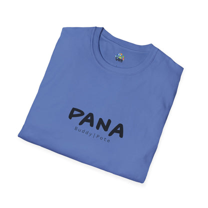 Camiseta Unisex Softstyle "PANA Buddy Tote" – Comodidad y Estilo para el Día a Día