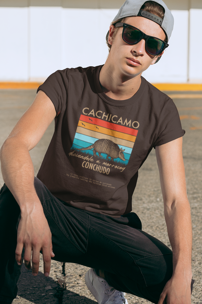 CACHICAMO DICIÉNDOLE A MORROCOY  🐢 CONCHUDO - Camiseta Vintage Unisex Softstyle