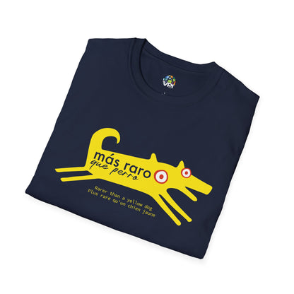 Camiseta unisex Softstyle - Camiseta gráfica "Más Raro Que Perro Amarillo"