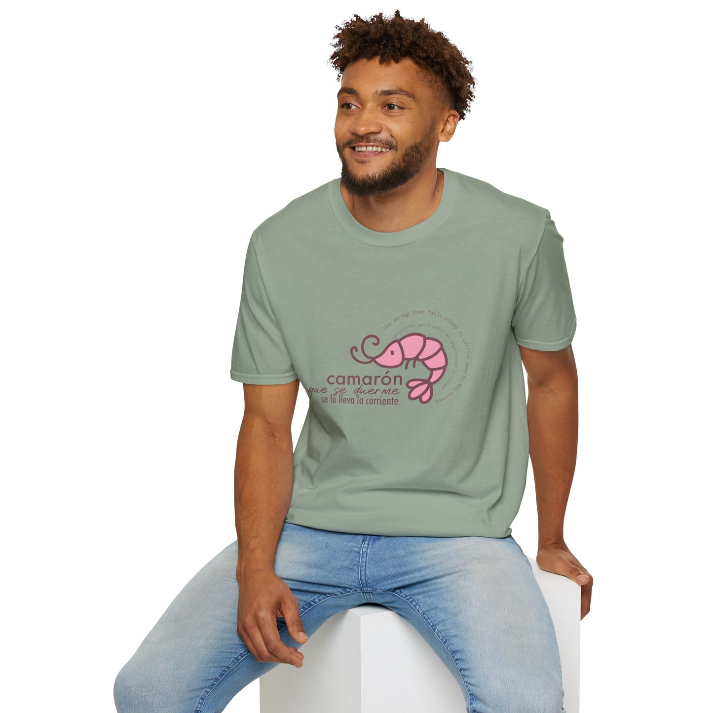 Camiseta Unisex Softstyle con Frase Divertida "Camarón que se duerme"