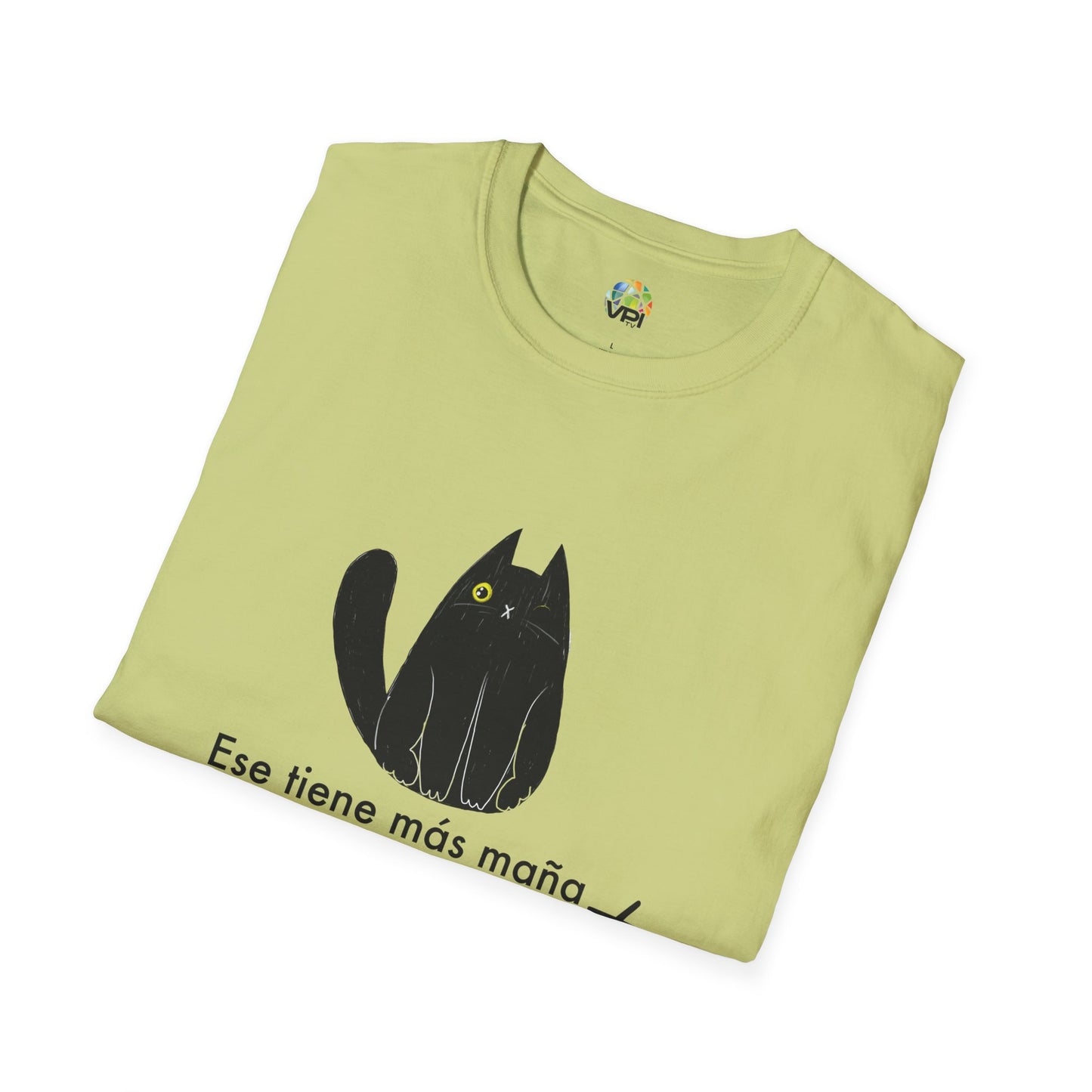 Camiseta Unisex Softstyle – ‘Ese Tiene Más Maña Que Un Gato Tuerto’